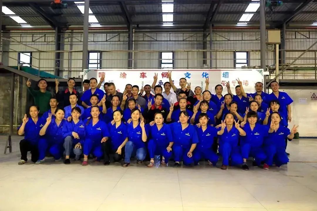 腳踏實(shí)地，勇攀高峰，做不平凡的鑫佳盛人