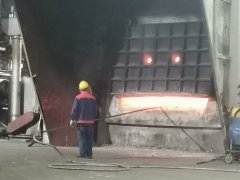 鑫佳盛鋁業(yè)完善的配備，為鋁型材專業(yè)定制保駕